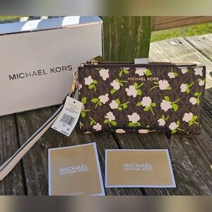 NIB Michael Kors Jet Set Double Zip Floral Brown Multi Imported Wristlet